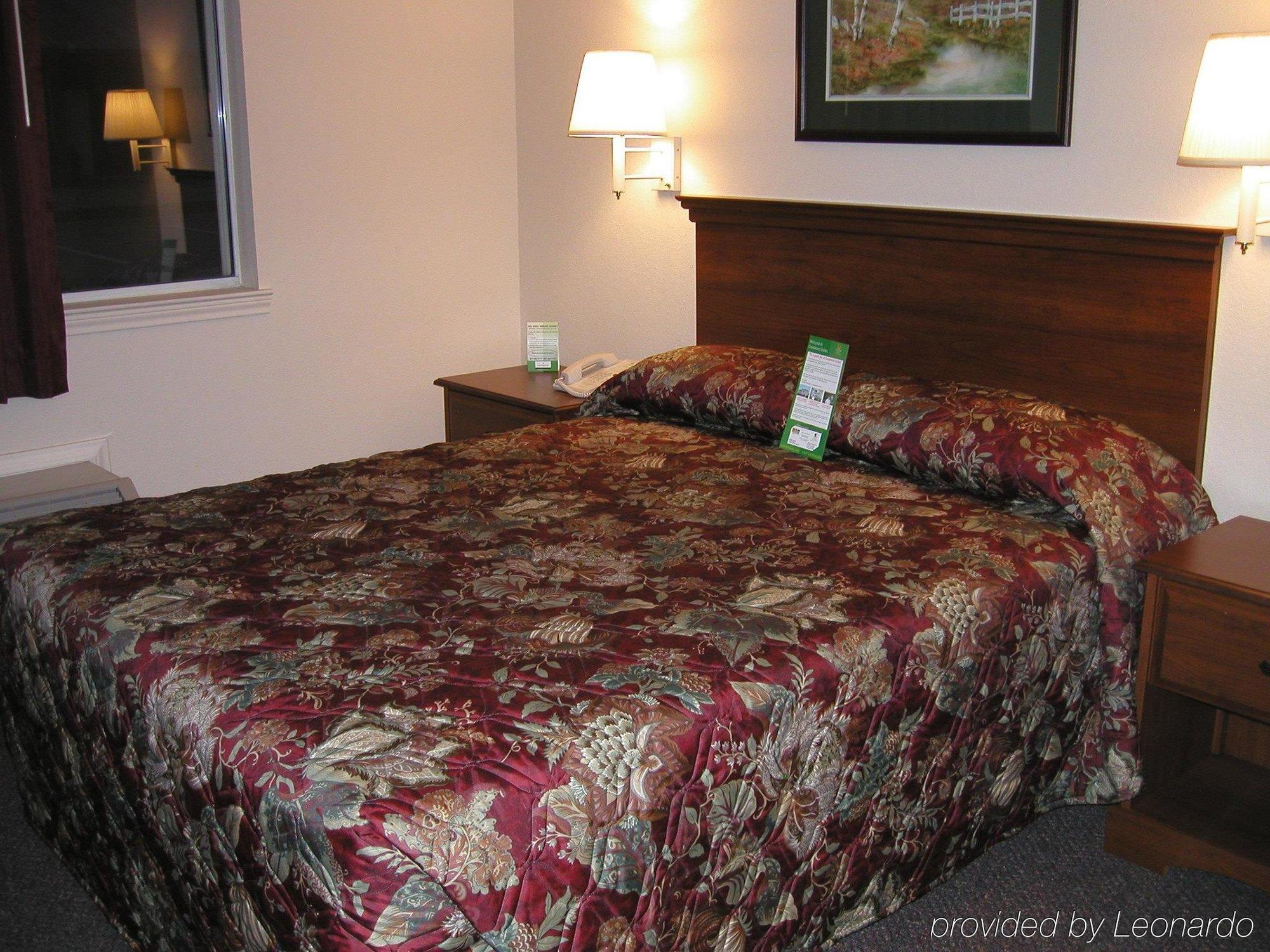 Intown Suites Extended Stay Greensboro Nc - Airport Quarto foto
